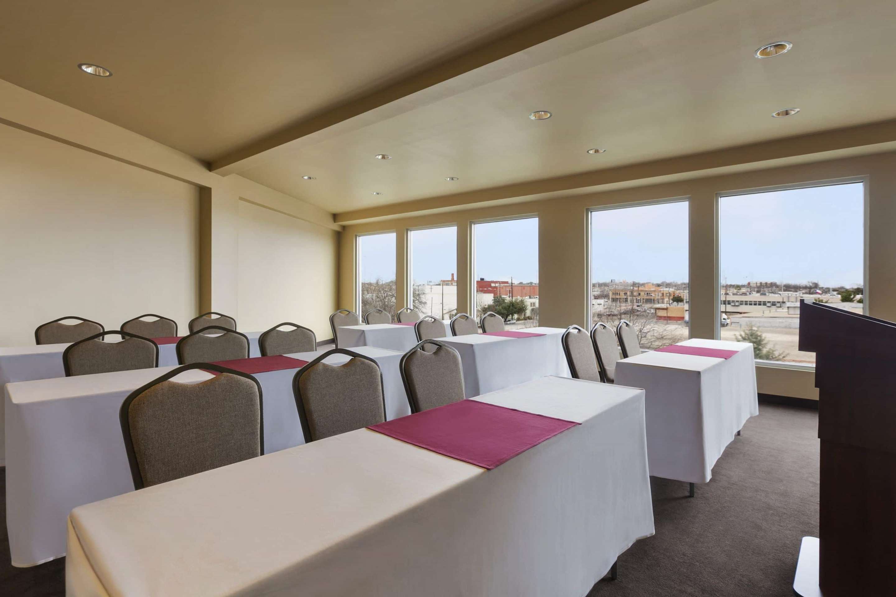 Meeting room | Wyndham Garden San Antonio Riverwalk/Museum Reach