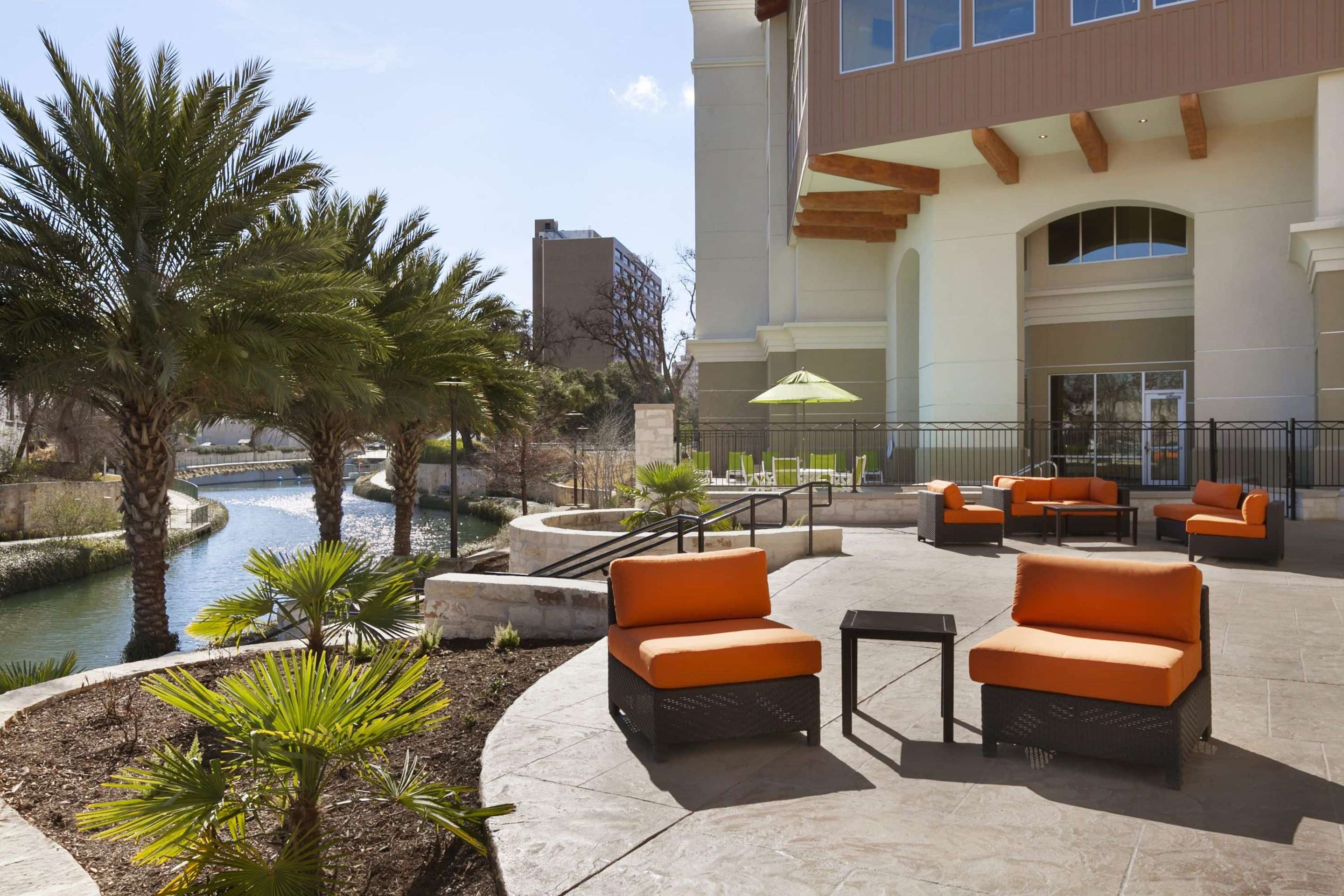 Outdoor Patio | Wyndham Garden San Antonio Riverwalk/Museum Reach