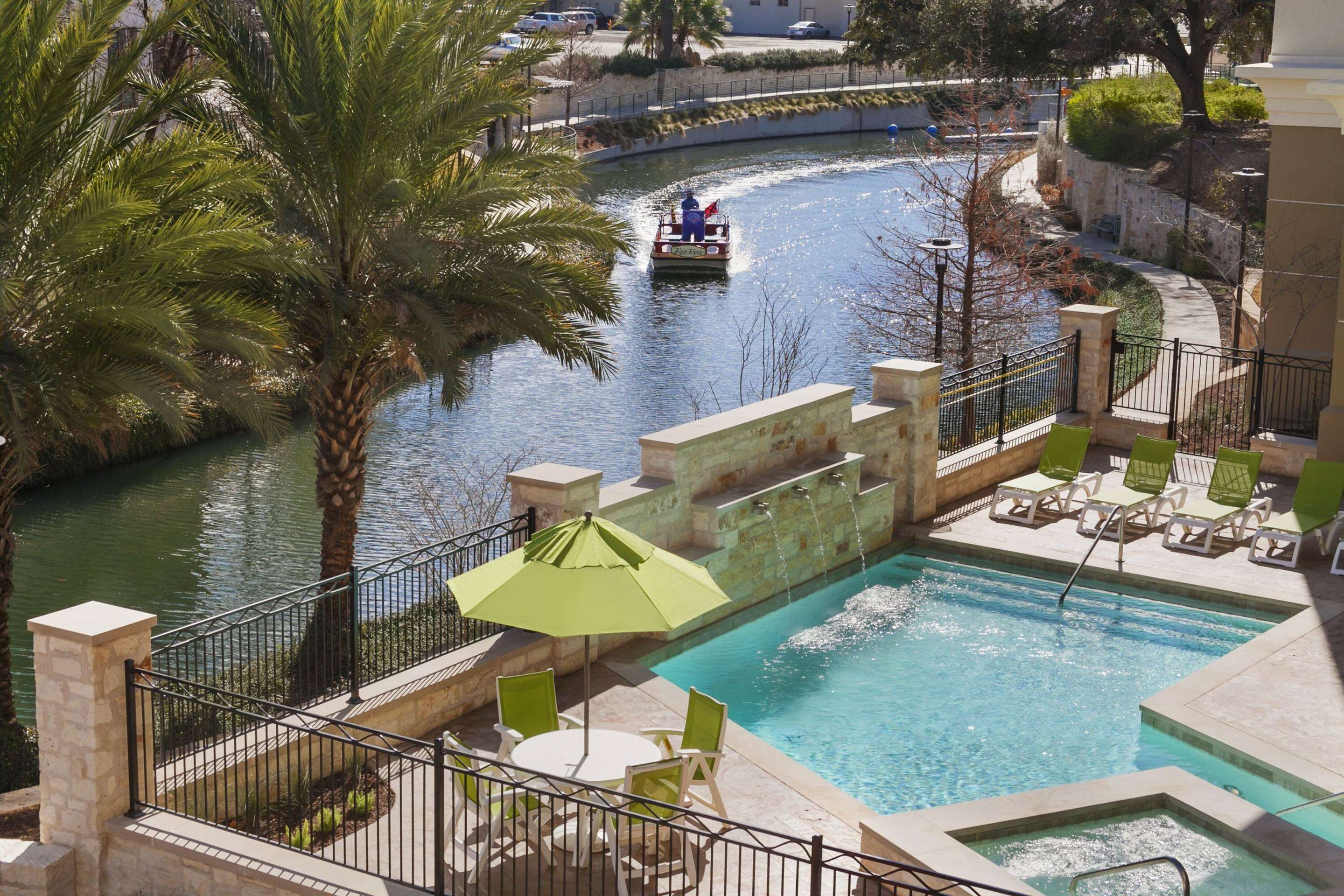Pool | Wyndham Garden San Antonio Riverwalk/Museum Reach