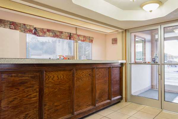  - Super 8 Motel Antioch - I-24, Exit 59