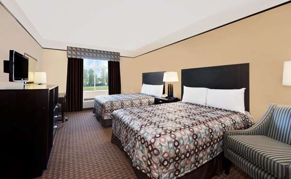  - Super 8 Odessa - I-20, Exit 120