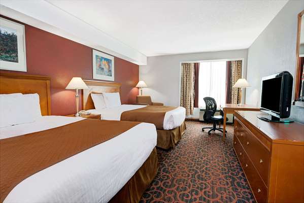  - Ramada Inn Niagara Falls