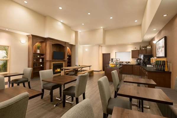 Restaurant - Ramada Inn Drayton Valley