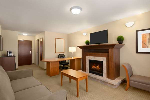 Suite - Ramada Inn Drayton Valley