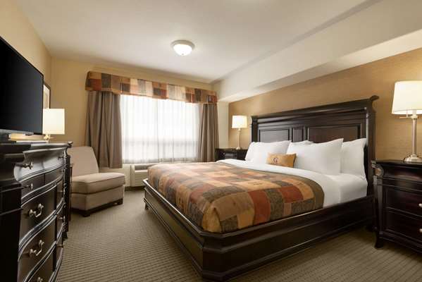 Suite - Ramada Inn Drayton Valley
