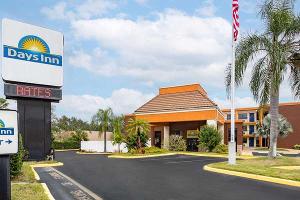 Exterior view - Days Inn Fern Park