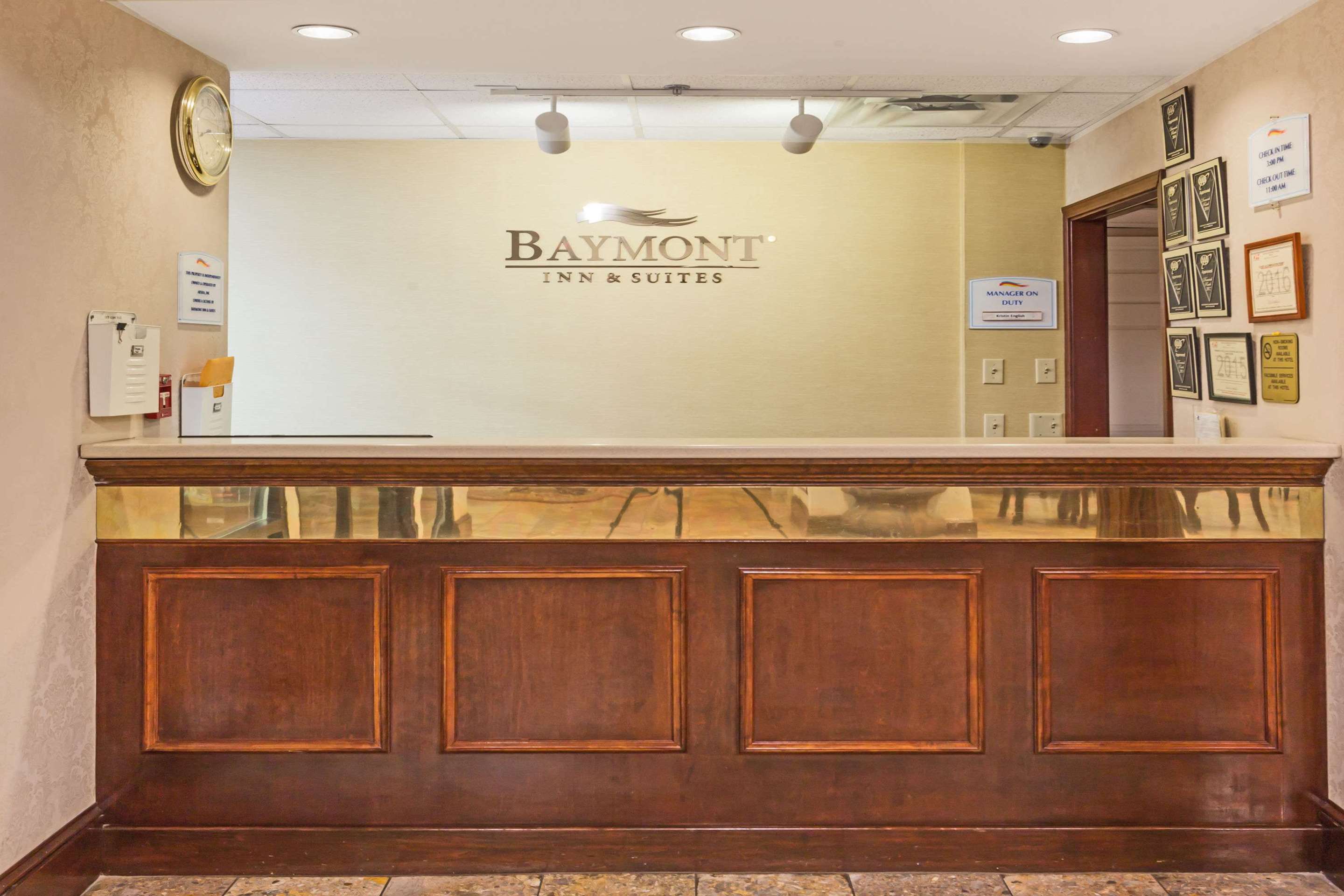 Front Desk | Baymont by Wyndham Covington