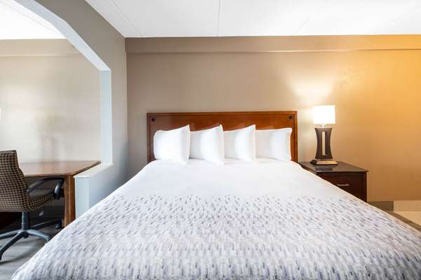  - Baymont Inn & Suites Covington - I-20, Exit 92