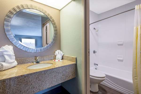  - Baymont Inn & Suites Covington - I-20, Exit 92