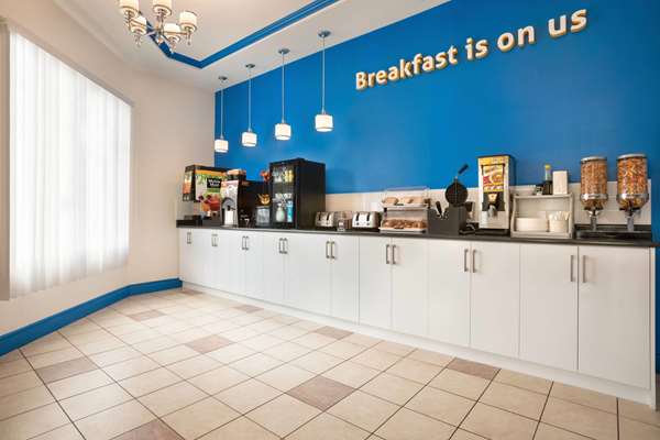 Amenities - Days Inn Hamilton