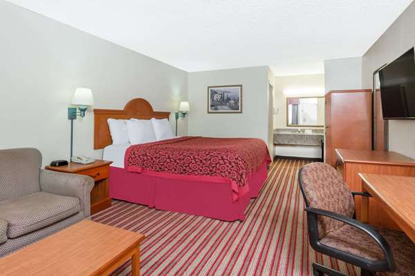  - Days Inn Portland