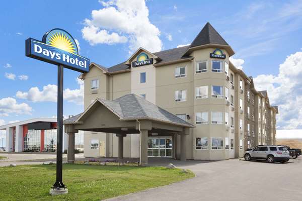 Exterior view - Days Inn Bonnyville