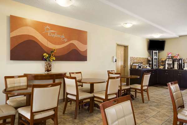 Restaurant - Days Inn Bonnyville