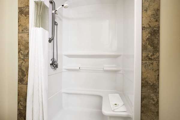  - Days Inn Bonnyville