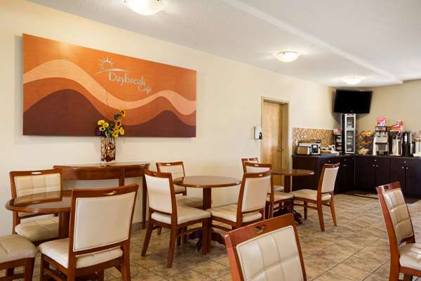 Restaurant - Days Inn Bonnyville