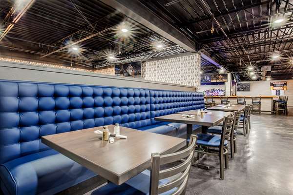 Restaurant - Ramada Hotel & Conference Center Mitchell - I-90, Exit 330