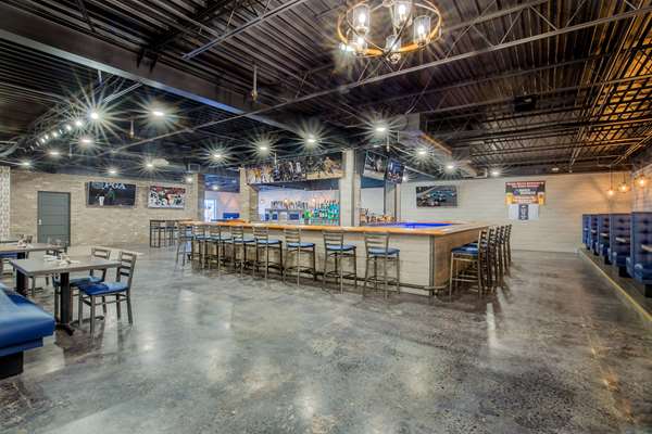 Restaurant - Ramada Hotel & Conference Center Mitchell - I-90, Exit 330