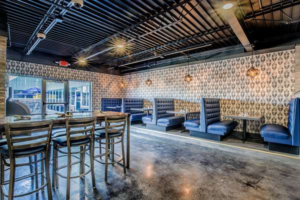 Restaurant - Ramada Hotel & Conference Center Mitchell - I-90, Exit 330