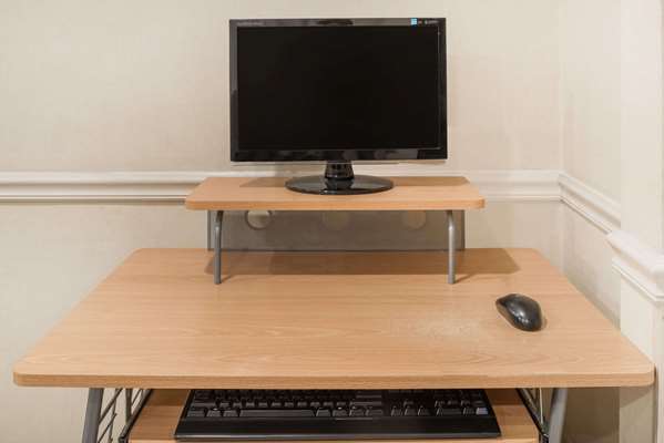 Conference Area - Ramada Inn Columbia - I-70, Exit 128A