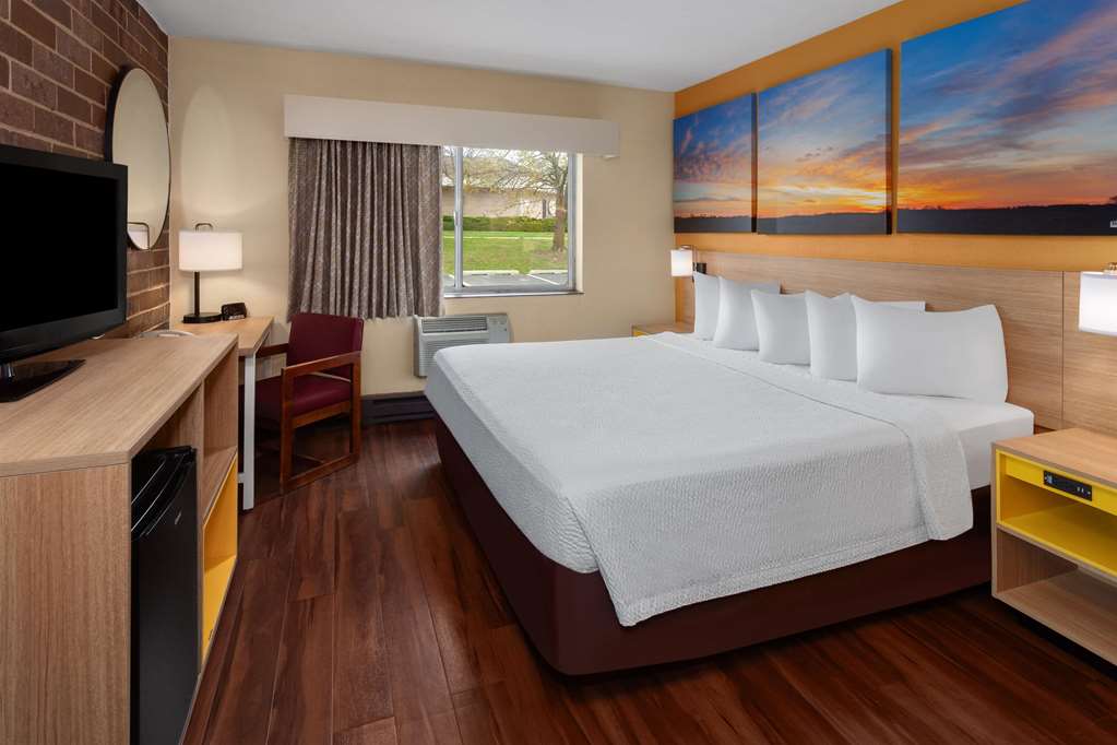 DAYS INN ROCKFORD I-90 CASINO DISTR, photo 3