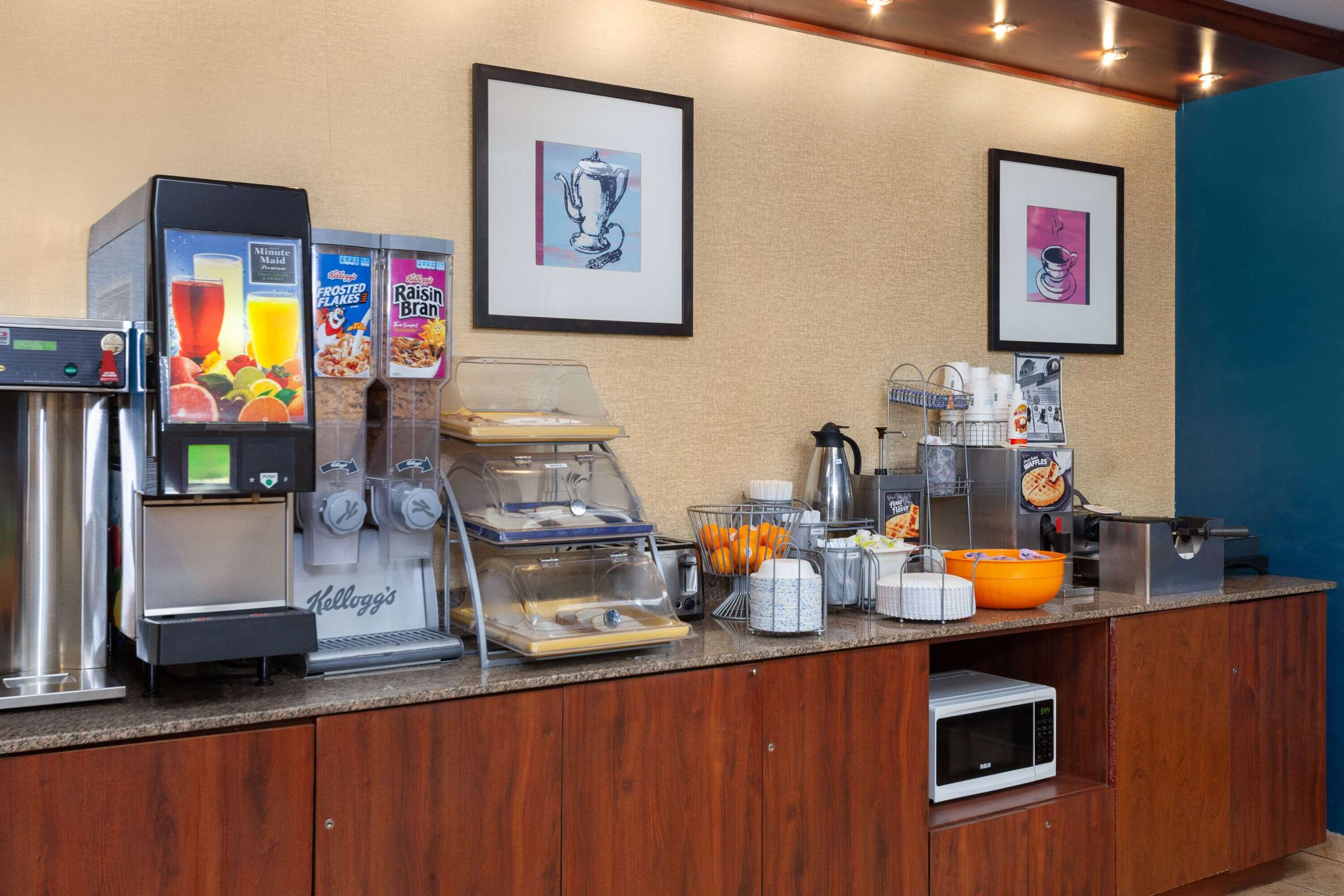 Property amenity | Days Inn by Wyndham Rockford