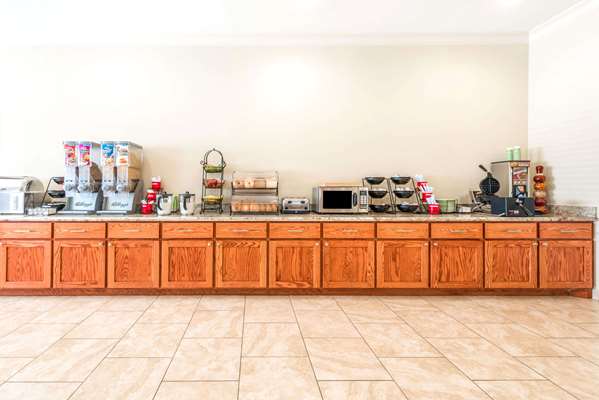  - Ramada Inn College Station