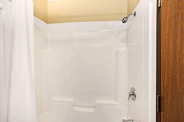  - Super 8 Hotel Terrebonne