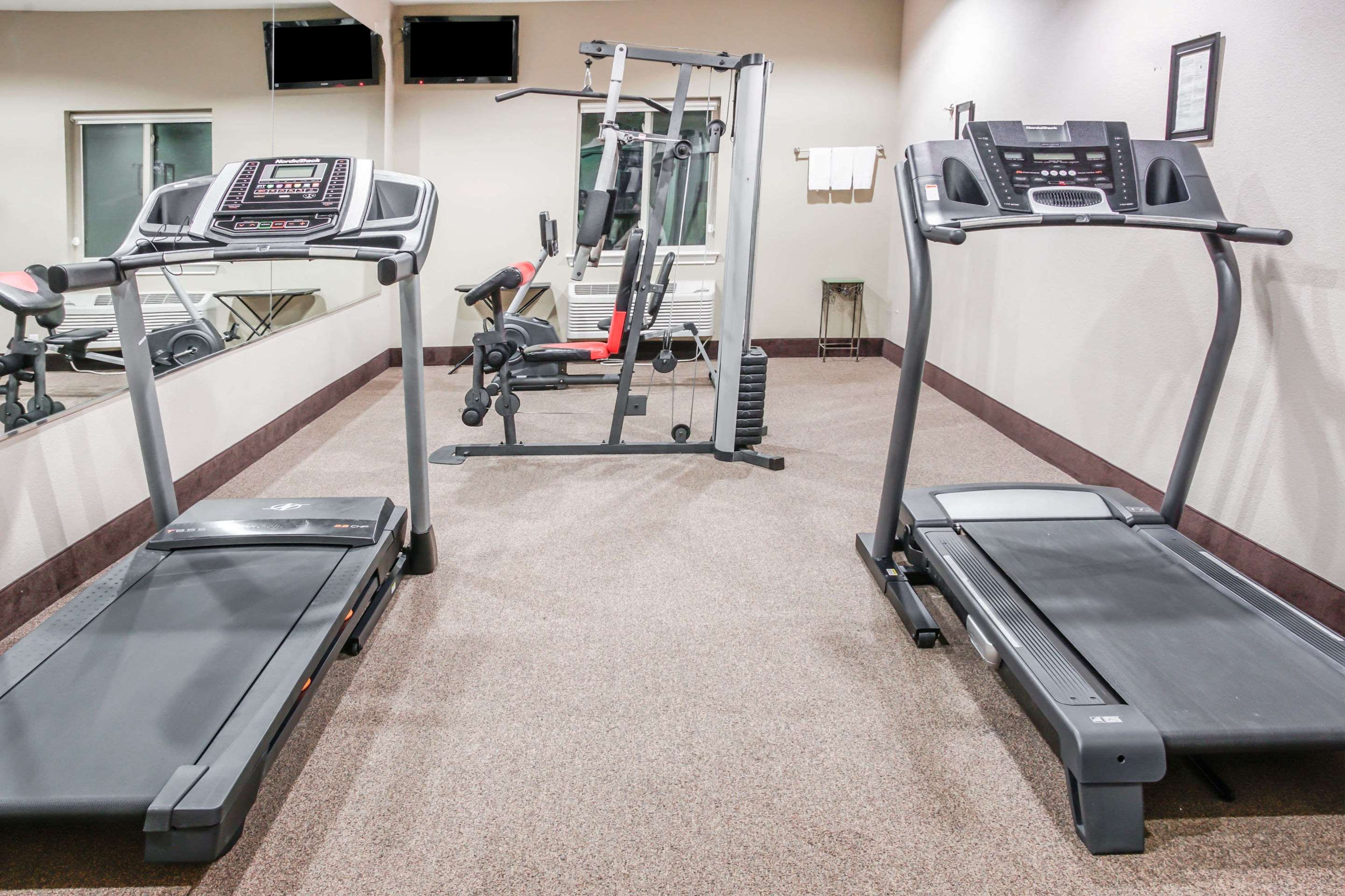 Fitness Center | Super 8 by Wyndham Brenham TX