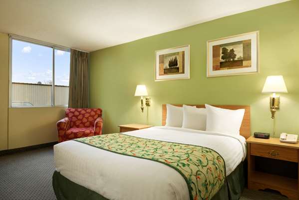  - Travelodge Sturgis