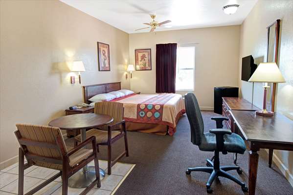  - Super 8 Motel Airport St Louis