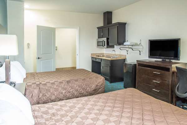 Suite - Days Inn & Suites Humble