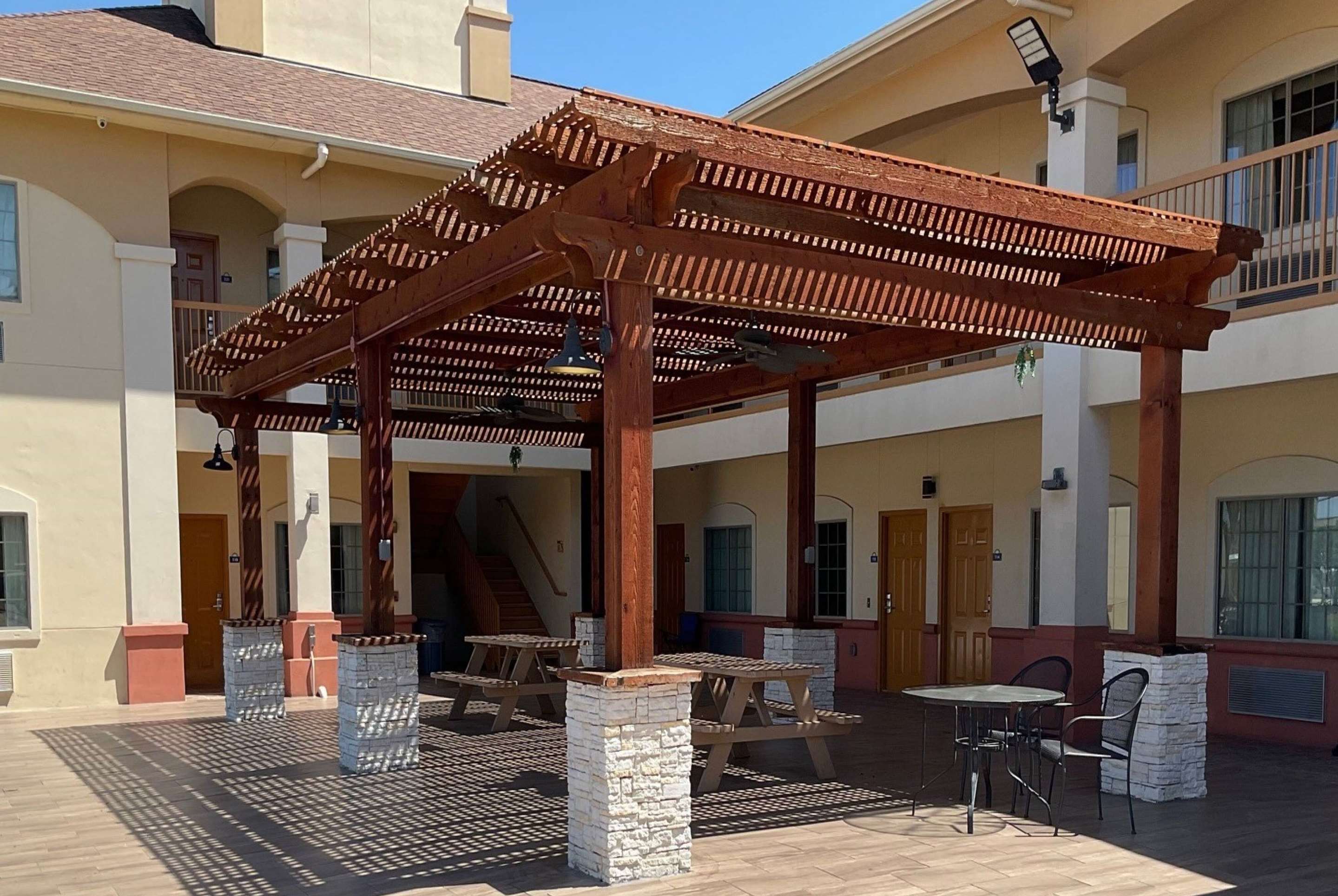 Property amenity | Days Inn by Wyndham Humble/Houston Intercontinental Airport