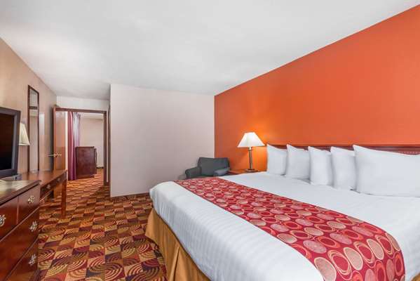  - Baymont Inn & Suites Indianapolis Airport Plainfield - I-70, Exit 66