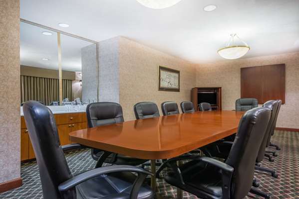  - Baymont Inn & Suites Indianapolis Airport Plainfield - I-70, Exit 66