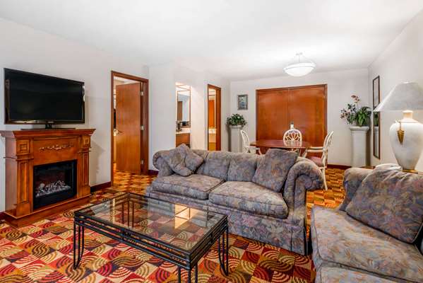  - Baymont Inn & Suites Indianapolis Airport Plainfield - I-70, Exit 66