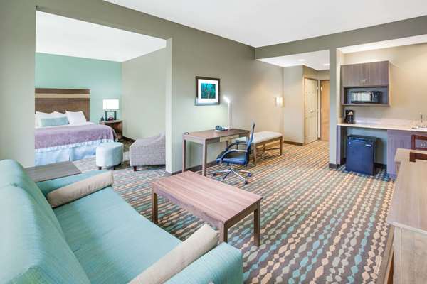 Suite - Wingate by Wyndham Bossier City - I-20, Exit 20A