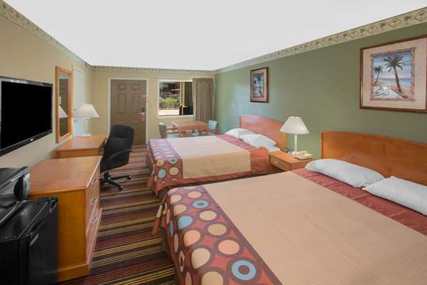  - Super 8 Motel Shreveport - I-20, Exit 13