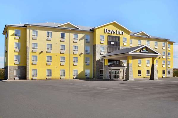 Exterior view - Days Inn Grande Prairie