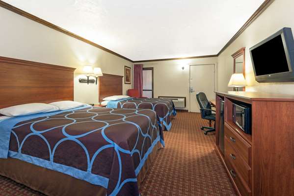  - Super 8 Motel Enid