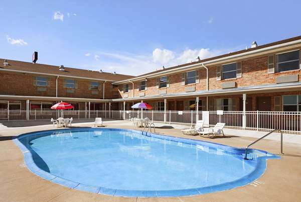 Pool - Ramada Hotel City Centre Sioux City - I-29, Exit 147