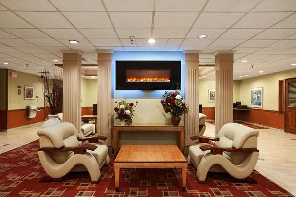  - Ramada Hotel City Centre Sioux City - I-29, Exit 147