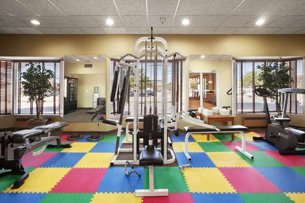 Fitness/ Exercise Room - Ramada Hotel City Centre Sioux City - I-29, Exit 147