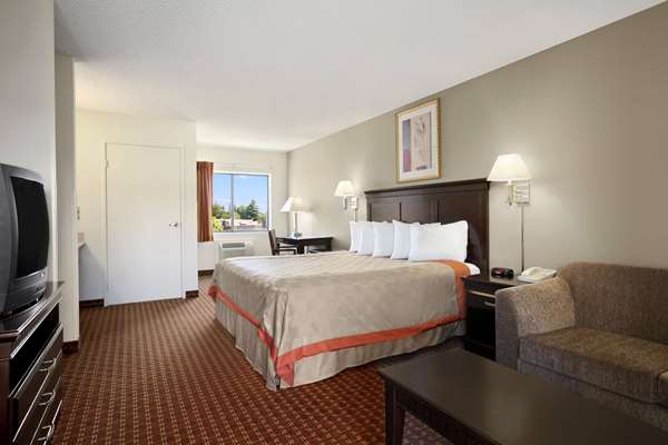  - Days Inn & Suites Rancho Cordova