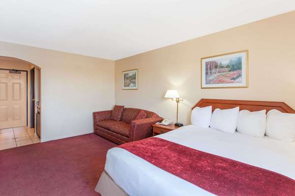  - Ramada Inn Fresno