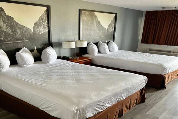  - Super 8 Motel Sealy - I-10, Exit 720