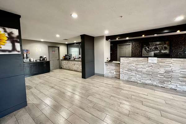  - Super 8 Motel Sealy - I-10, Exit 720