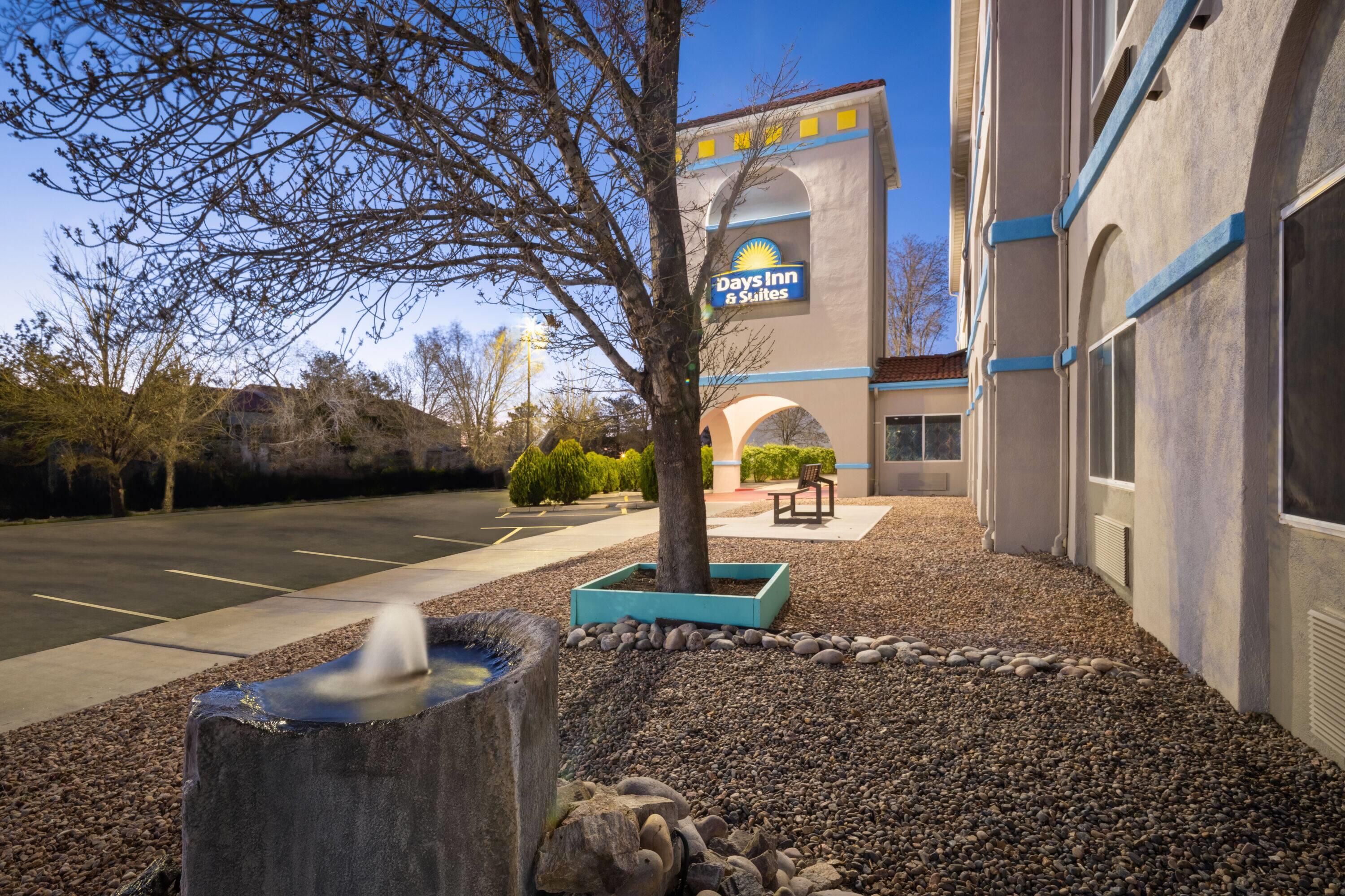 Property amenity | Days Inn & Suites by Wyndham Airport Albuquerque