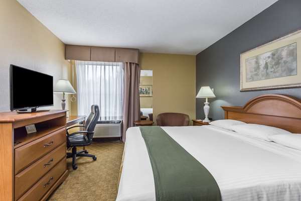  - Days Inn Selma - I-95, Exit 97