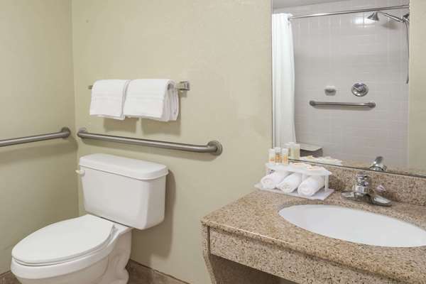  - Days Inn Selma - I-95, Exit 97