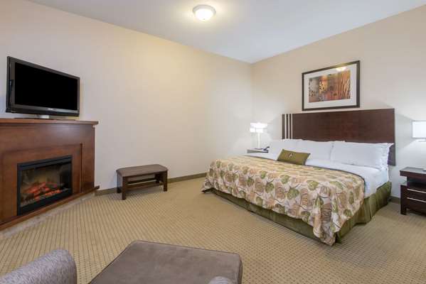 Suite - Ramada Inn Wainwright